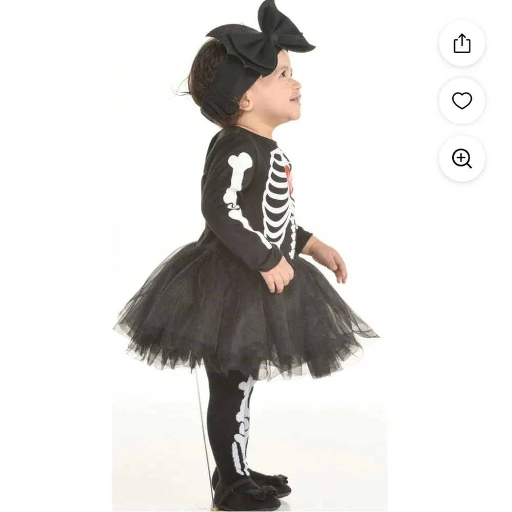 Baby Bones Skeleton with a heart Costume NEW 18-24 months Halloween costume
